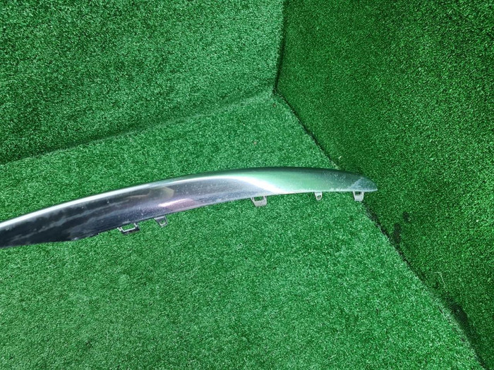 Молдинг бампера Mercedes S W222 (17-20) Maybach