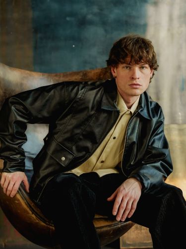 Укороченная черная куртка VOTUS из эко-кожи