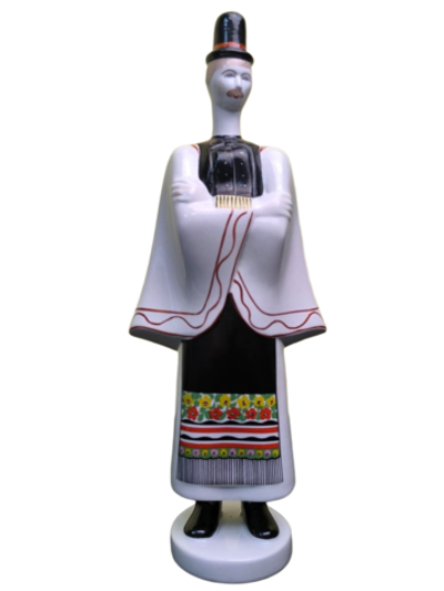 Фарфоровая статуэтка "Венгр" Aquincum