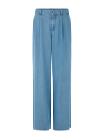 AC 82.19 D63 WICHITA  джинсы