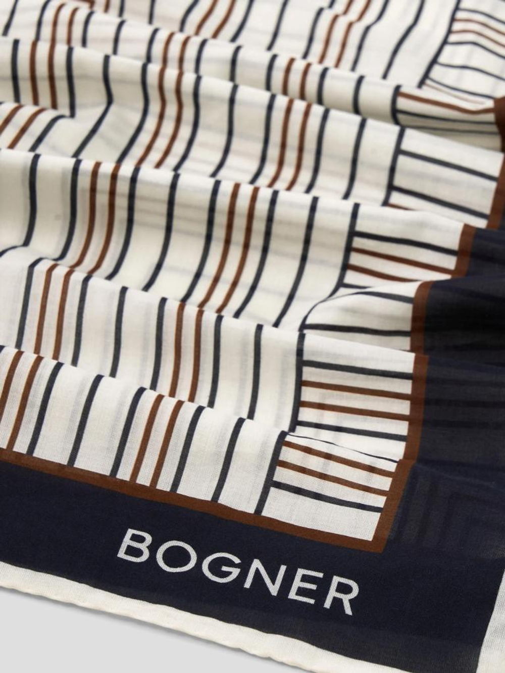 Платок BOGNER MISURI в молочном цвете