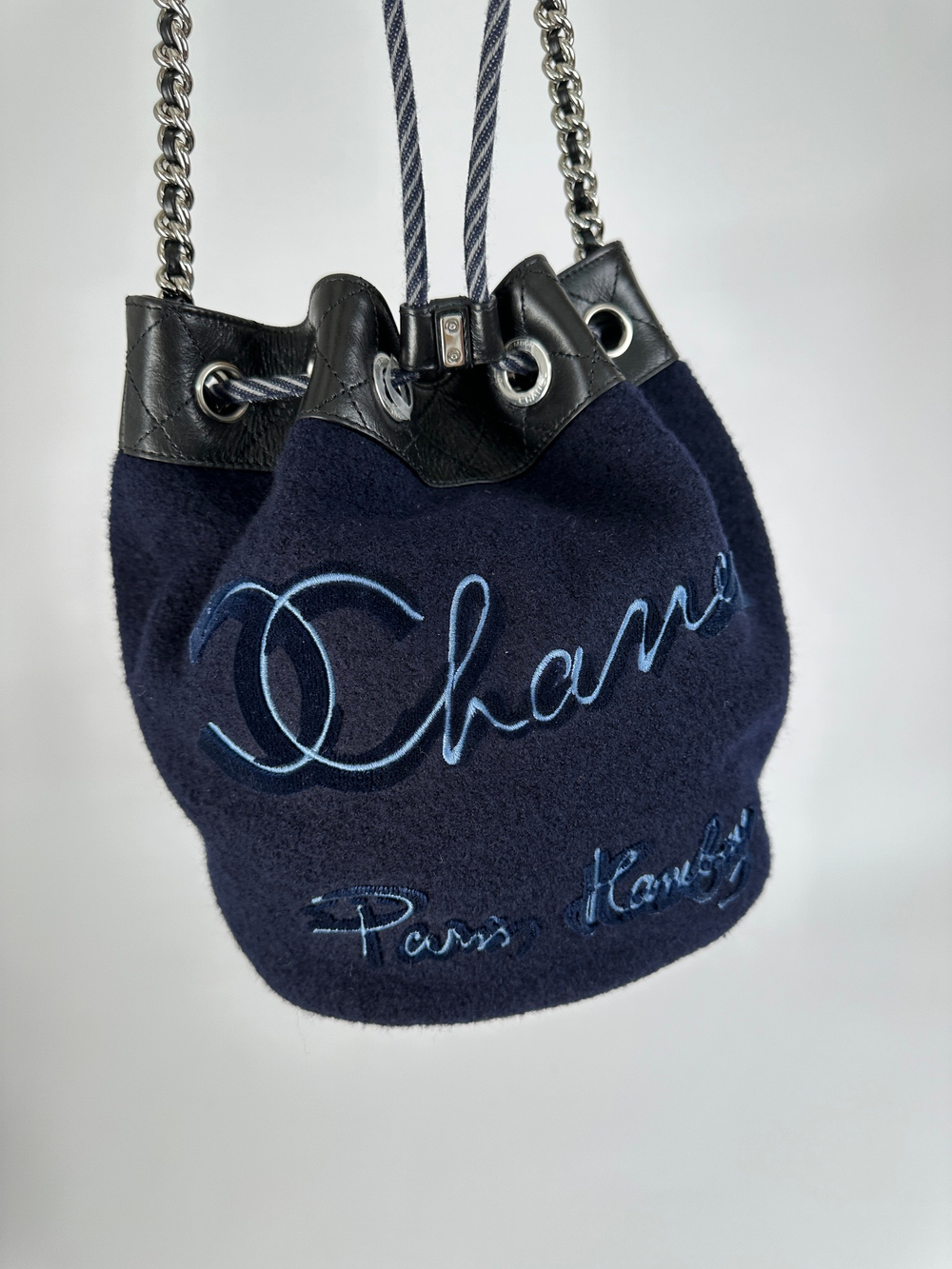 Сумка Chanel Bucket Bag Navy blue