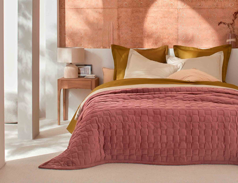 Покрывало 240х260 Blanc des Vosges Spirit Bois de Rose розовое