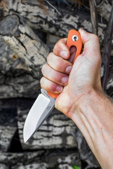 Складной нож Ruike Hornet F815 черный c клинком из стали Sandvik™ 14C28N, рукоять G10