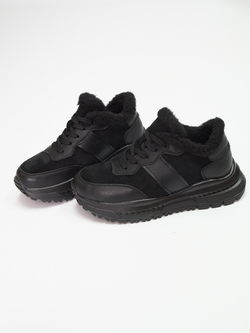 Кроссовки женские зимние