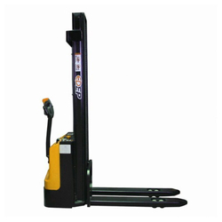 Штабелер электрический самоходный ES-15-15 ES (г/п 1.5 т, 3.6 м) SMART 64-0026