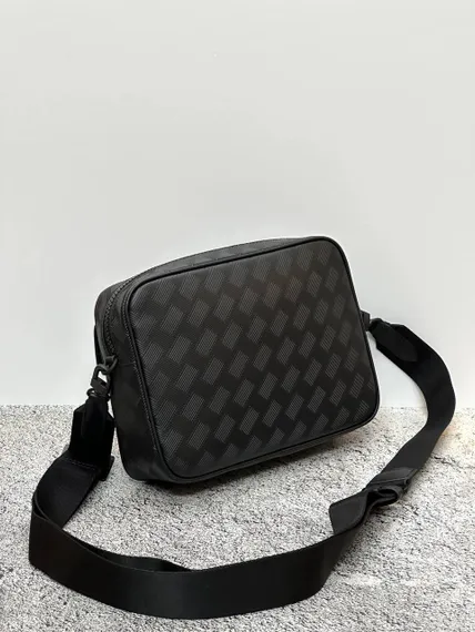 Сумка-мессенджер MONTBLANC EXTREME 3.0 C ПРЯЖКОЙ LOCK 4810 В ФОРМЕ ЛИТЕРЫ М
