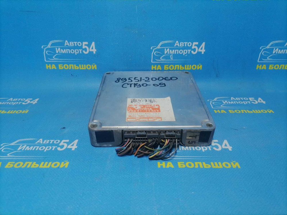Компьютер двигателя TOYOTA CARINA 1993