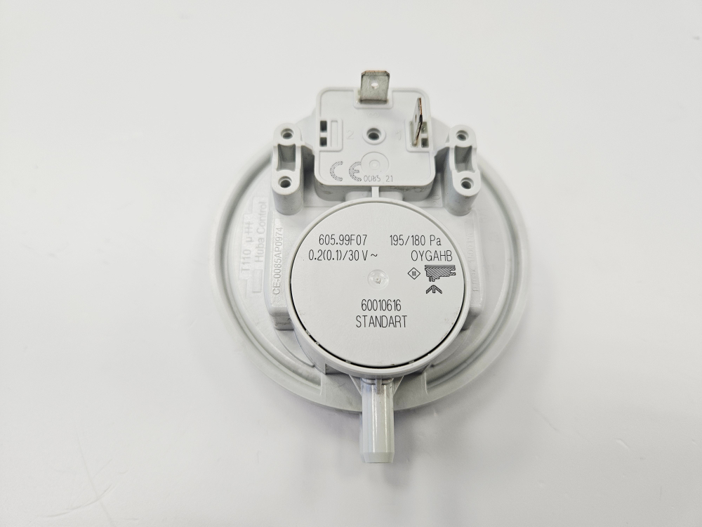 Дифференциальное реле HUBA (195/180 Pa) для VIESSMANN Vitopend 100-W A1JB/A1HB (12-24кВт) (арт. 7856835)