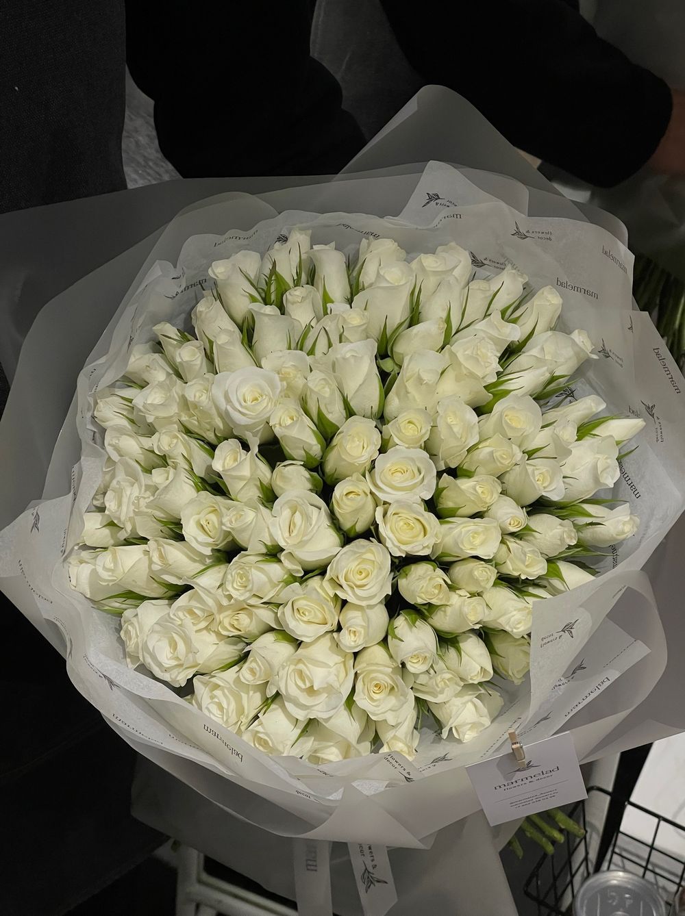 Букет из 101 розы в упаковке