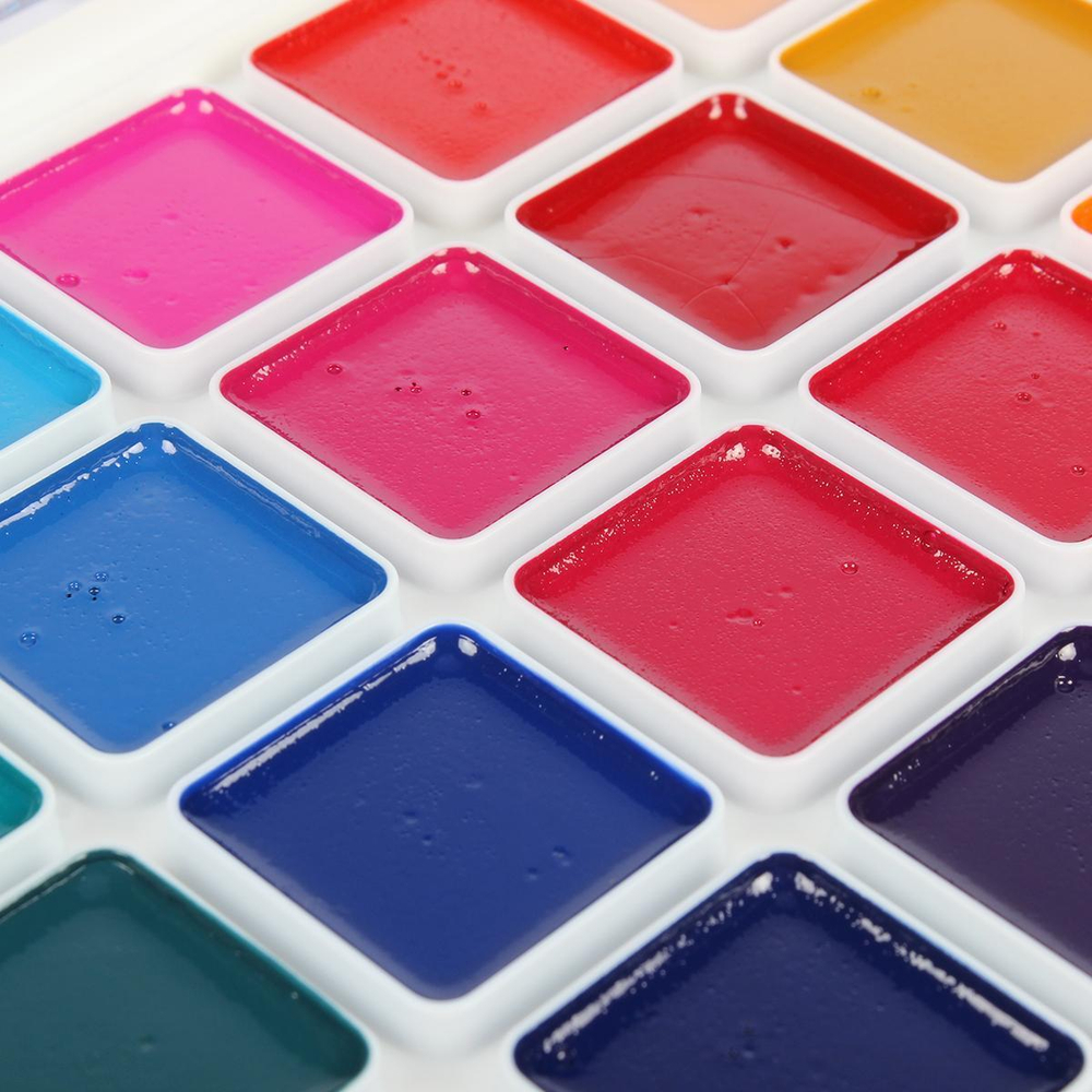 Акварель медовая "Классика" 32 цвета, без кисти, пластик (Гамма)