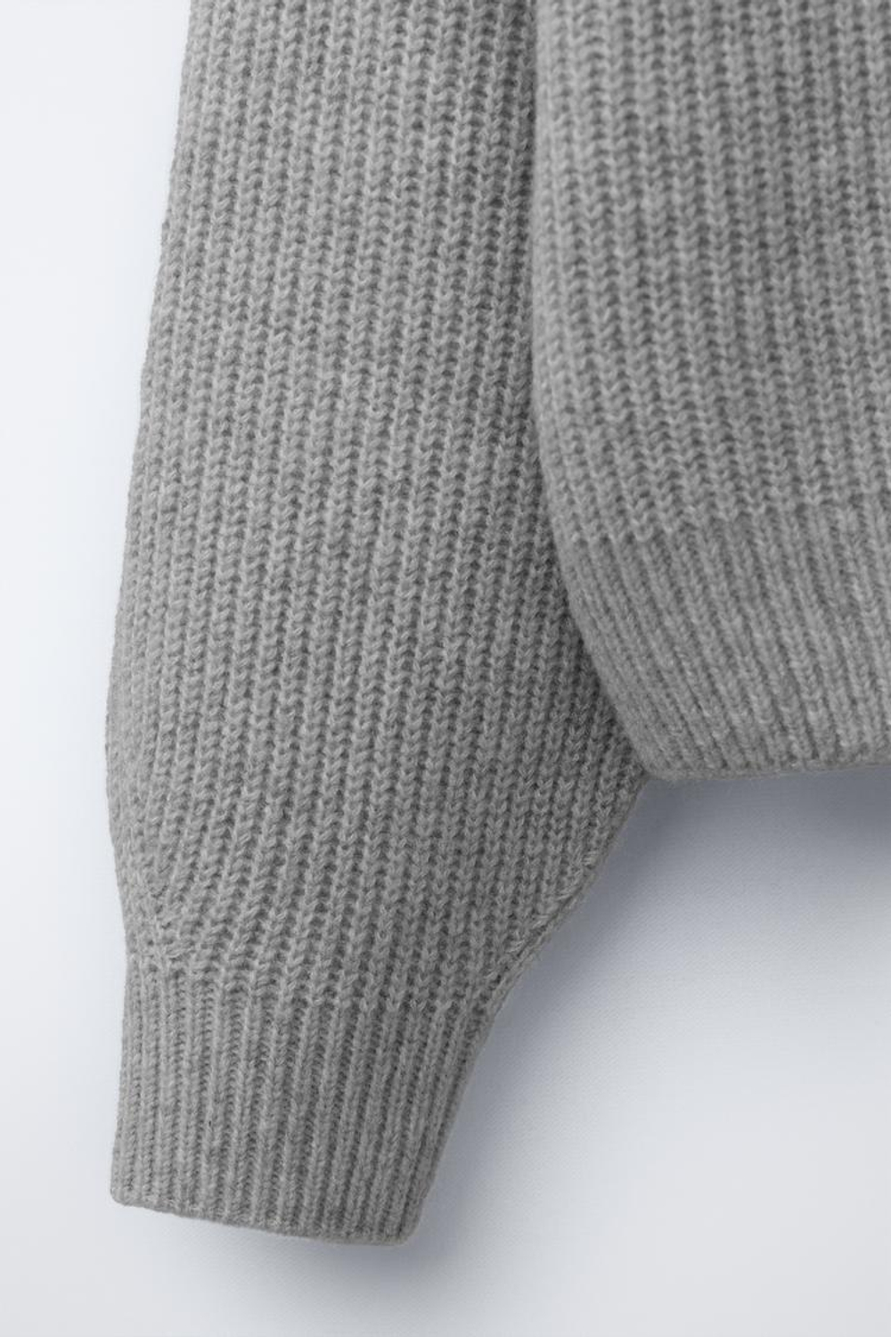 ZARA СВИТЕР В РУБЧИК, ЖЕМЧУЖНО-СЕРЫЙ