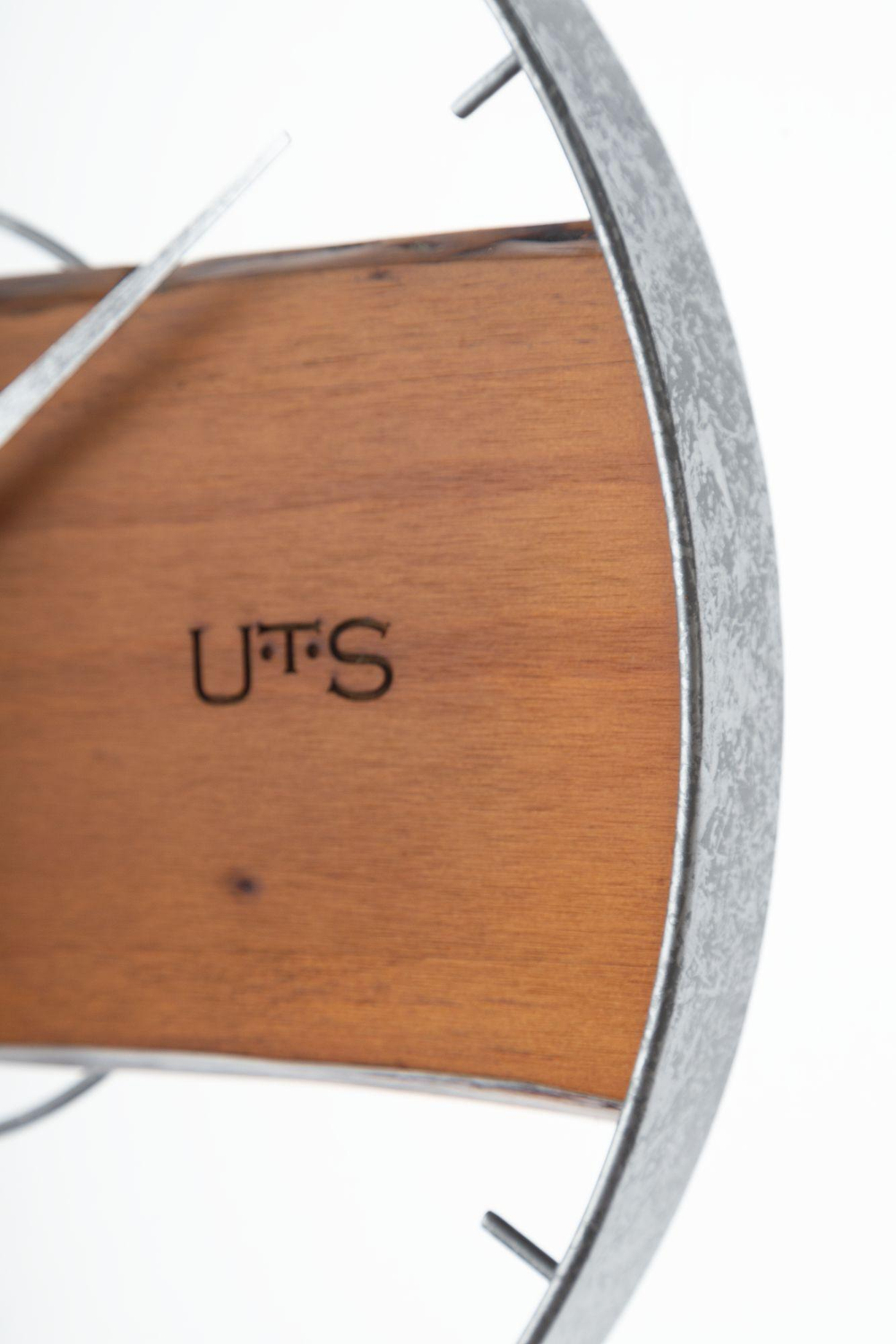 Часы настенные Tomas Stern 9096