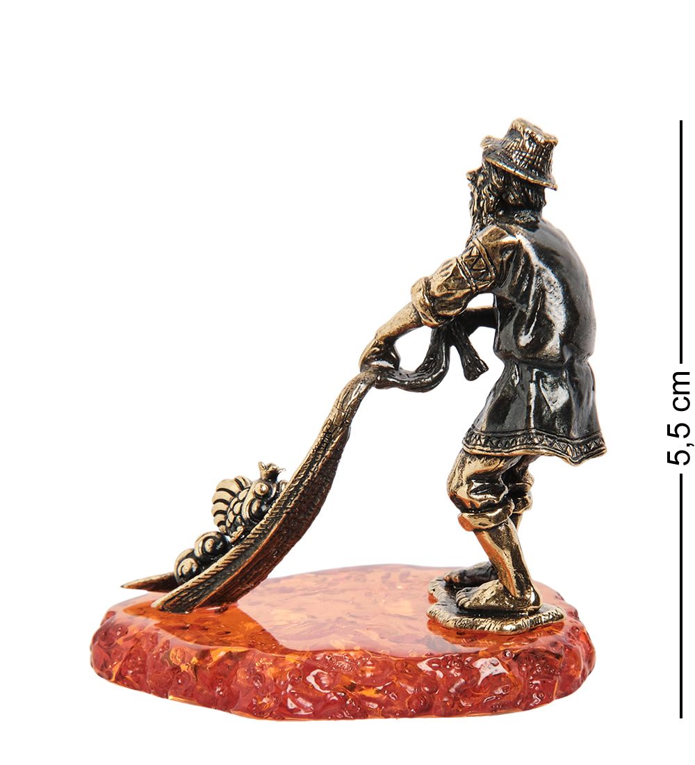 Народные промыслы AM-1930 Фигурка «Старик с неводом» (латунь, янтарь)