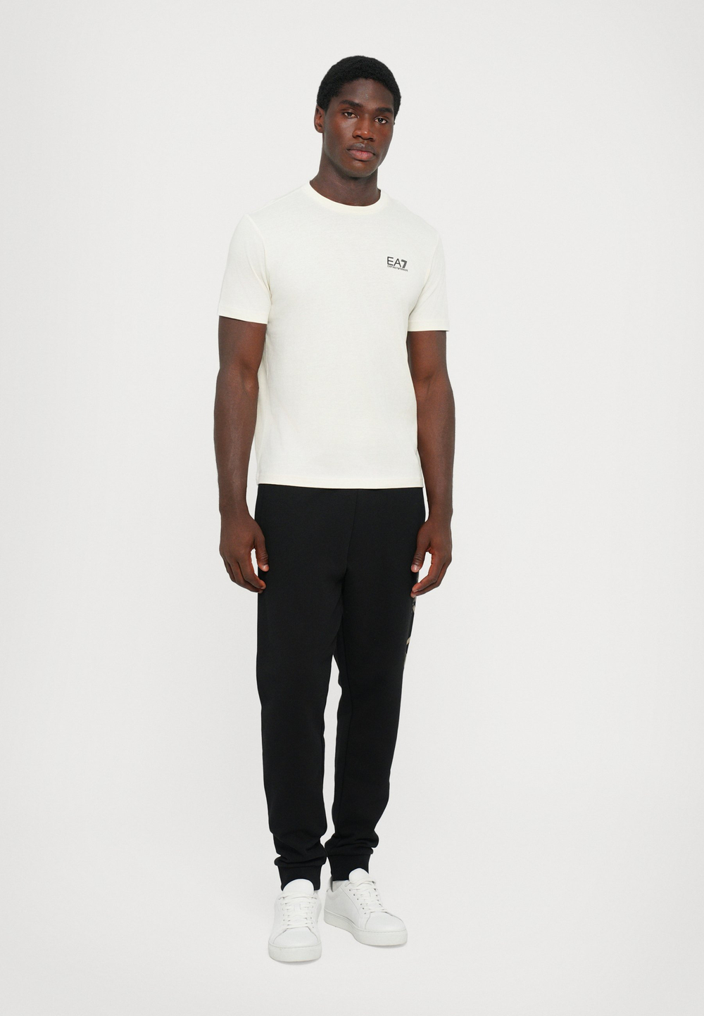 EA7 Emporio Armani UNISEX - Базовая футболка - ванильный лед/молоко