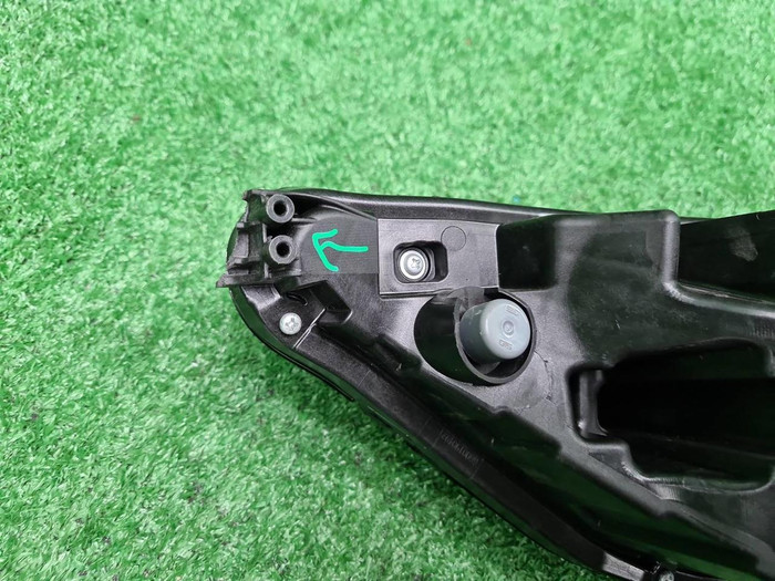 ДХО правый Zeekr 001 (2021-н.в.) LED