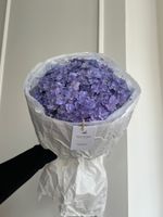 Авторский букет из гортензии в фиолетовом оттенке