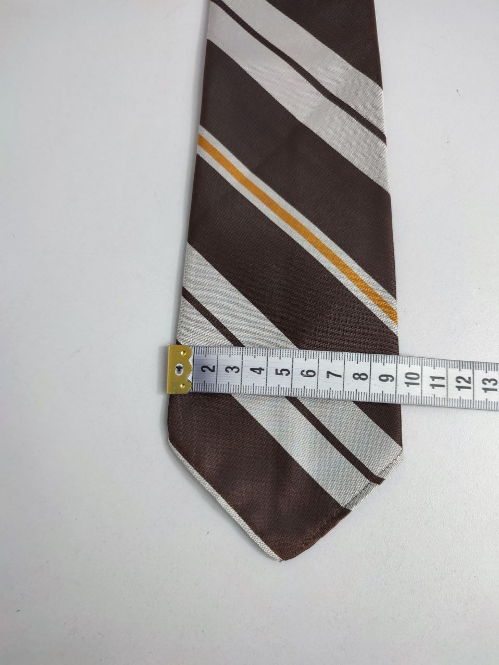 Галстук на застежке в полоску