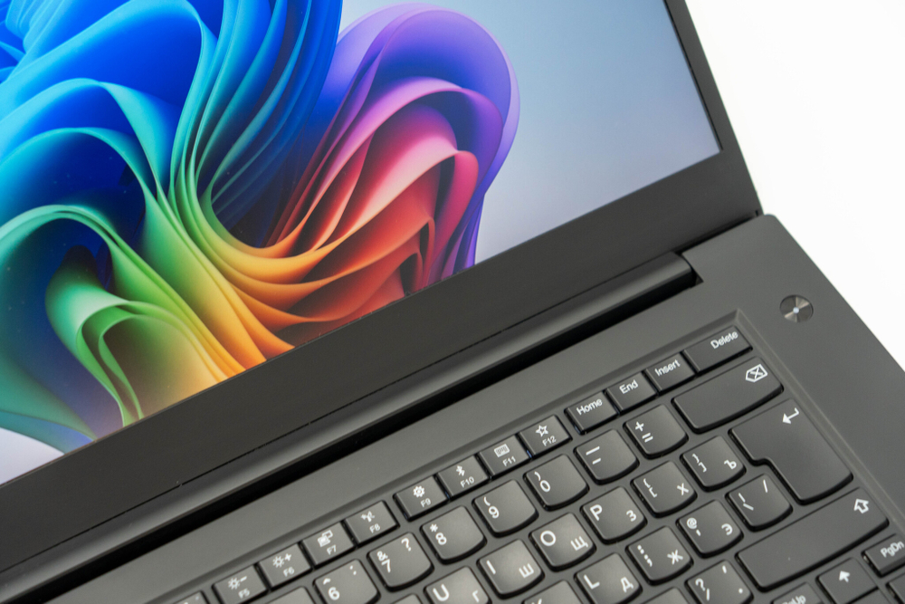 Ноутбук Lenovo ThinkPad P1 Gen 2 ( i7-9850H / Quadro T2000 )