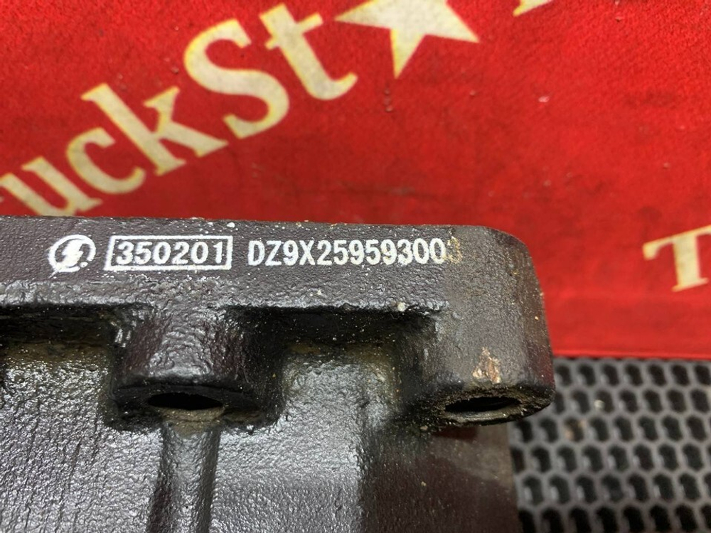 Подушка двигателя передняя 2024г