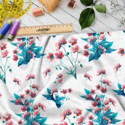 Ткань атлас мелкие красные цветы на белом фоне