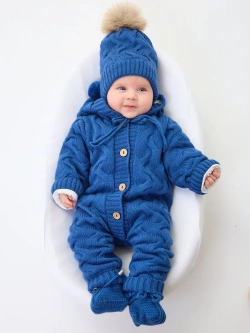 Комплект вязаный новорожденному: комбинезон+шапка+пинетки