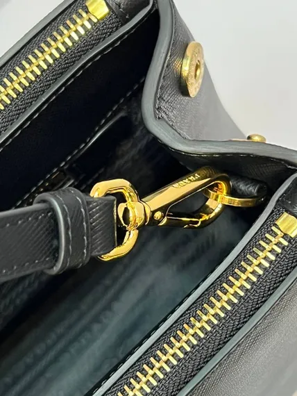 Большая сумка Prada Galleria из сафьяновой кожи