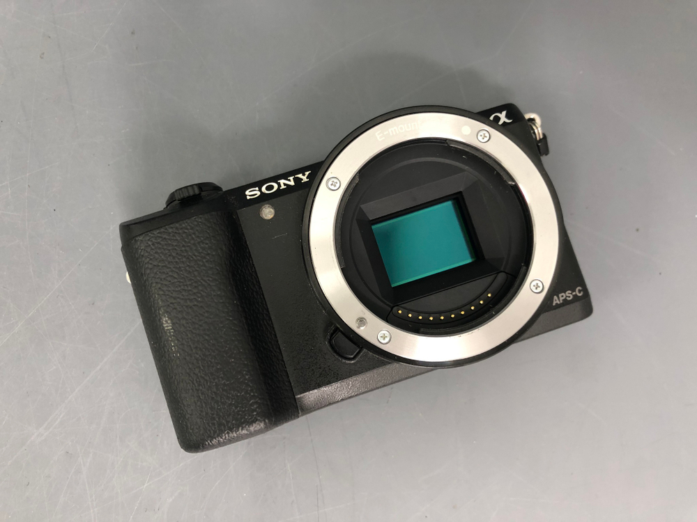 Sony A5100 Body (17.350 кадров)