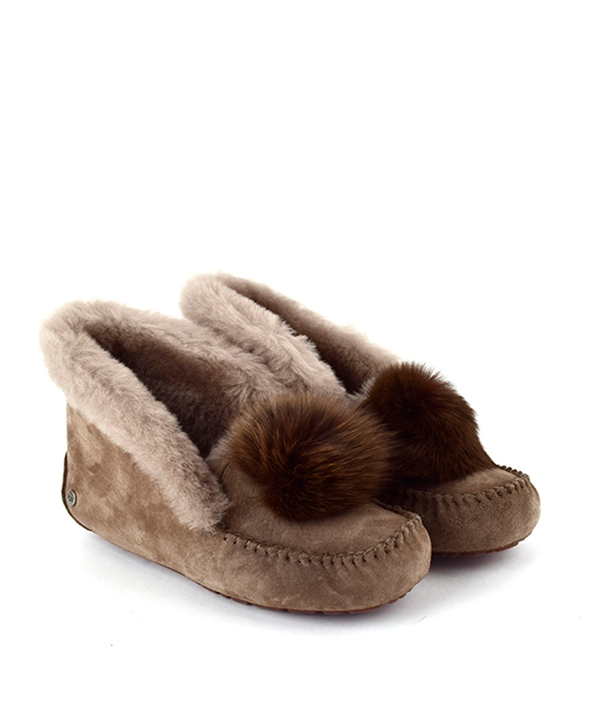 ugg alena pom-pom