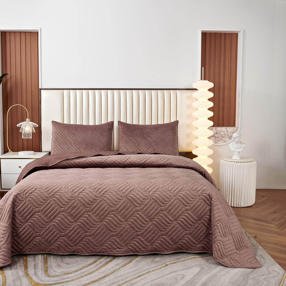 Покрывало 240x260 Sofi De MarkO Армандо цвета чайной розы