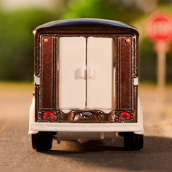 Matchbox Collectors Tootsie Roll Divco Milk Truck (2023)