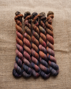 Носочная пряжа с пухом яка "Вершины на закате" (мини)