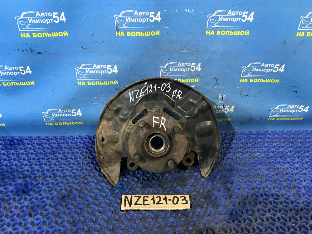 Ступица передняя правая TOYOTA FIELDER 2002