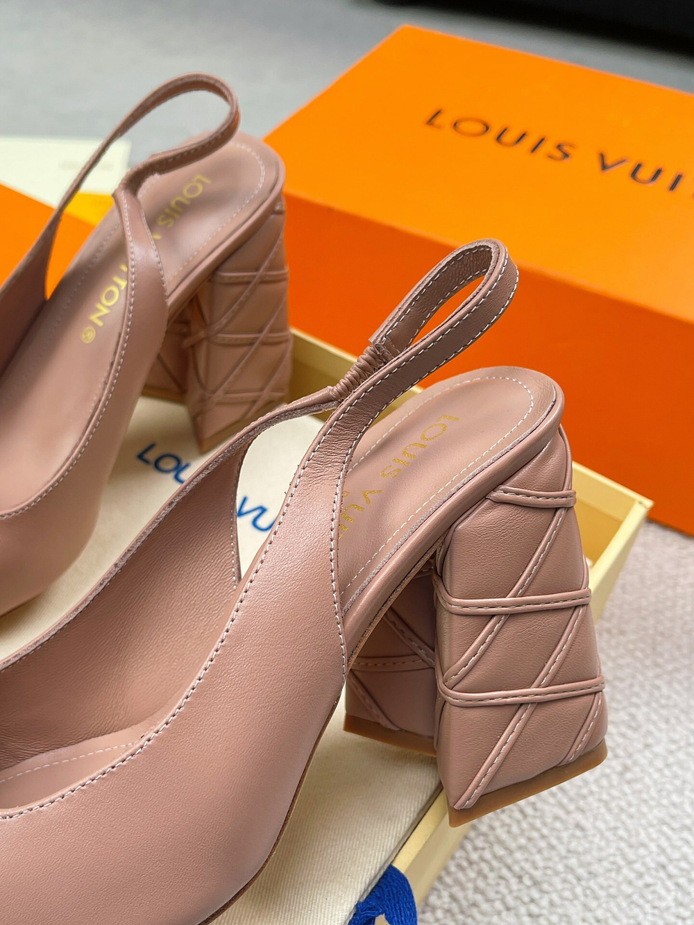 Louis Vuitton Shake Slingback Pump