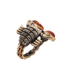 AM-2527 Кольцо «Скорпион» (латунь, янтарь)