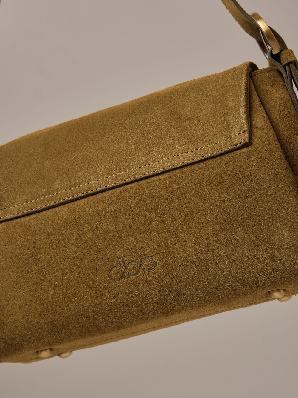 Замшевая сумка Nova DBR 31391 белый мох