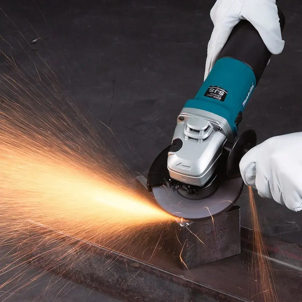 Угловая шлифмашина MAKITA 9565CVR