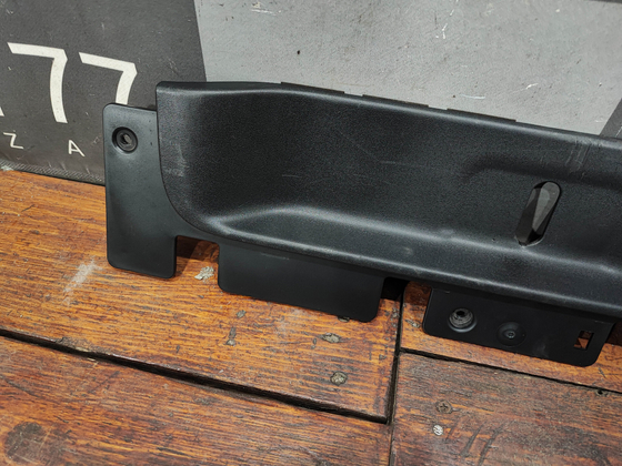 Кожух замка багажника Mercedes V-Class (W447) 14-нв Б/У Оригинал A44769059009051