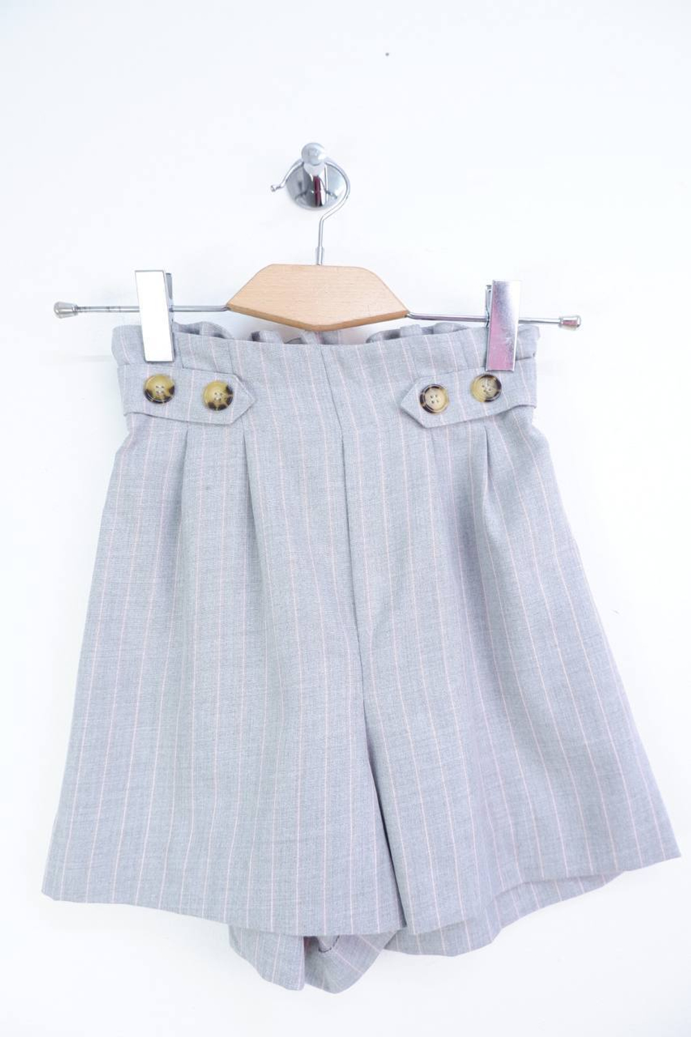 Шорты Tally Weijl стильные, которые удлинят ноги за счет высокой талии 40 размер, новые