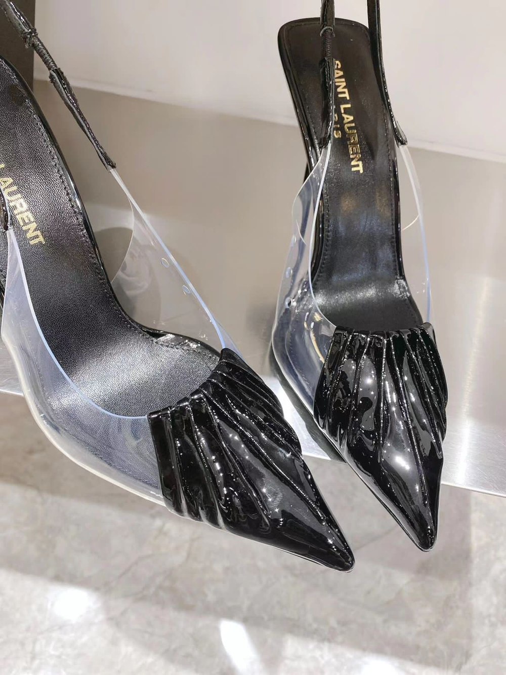 Туфли Yves Saint Laurent