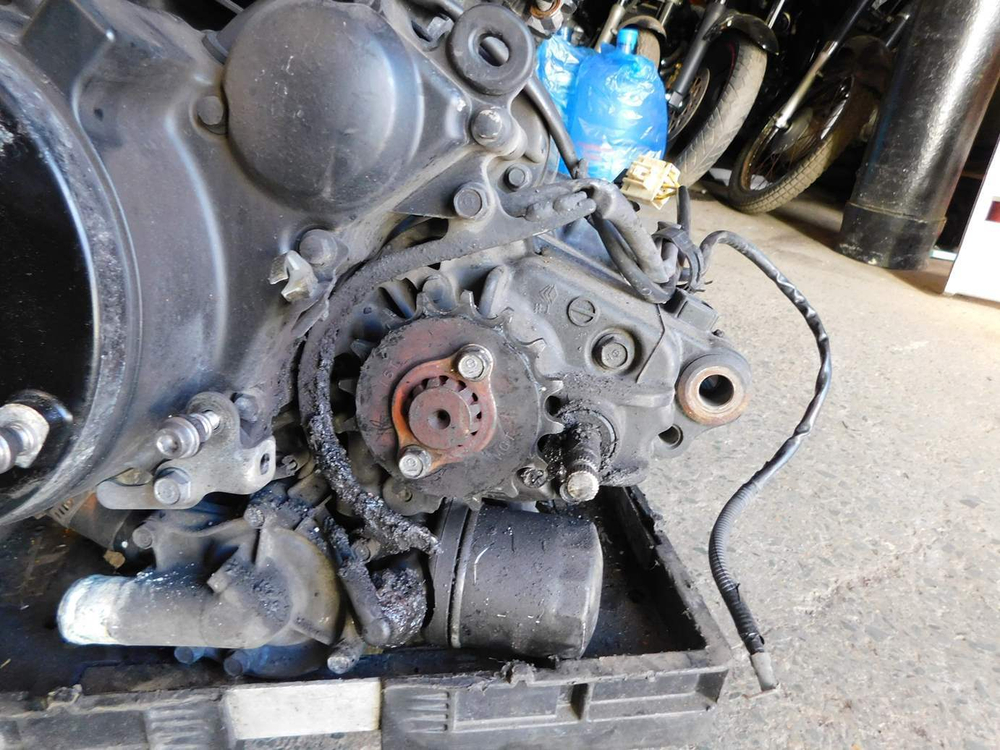 Двигатель Honda Shadow VT400S NC46 NC46E-1000875