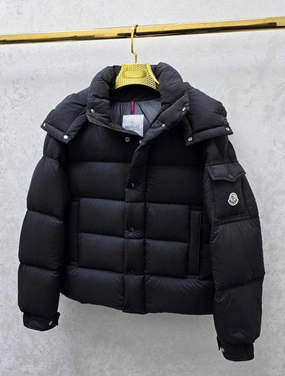 Пуховик Moncler