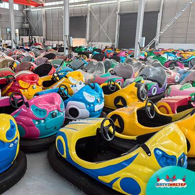 Аттракционная бамперная машинка «Формула» с дистанционным управлением и музыкой