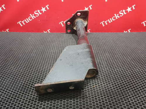 Кронштейн корпуса подножек левый 2020г.