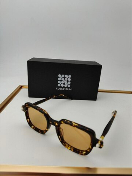 Солнцезащитные очки Kuboraum