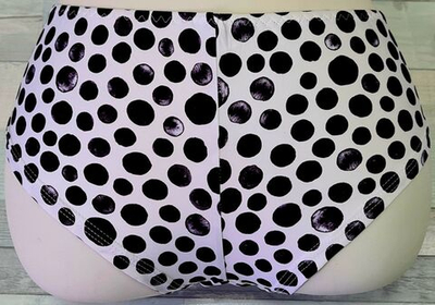 Плавки-бразилиана в горошек (Размер: XXL) (Цвет: черный с белым)