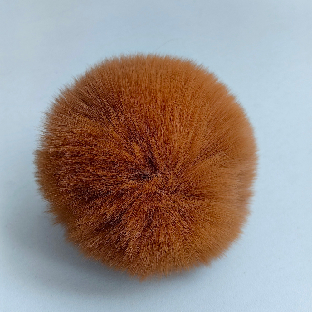 Помпон из искусственного меха "Молочный шоколад" d=7 см