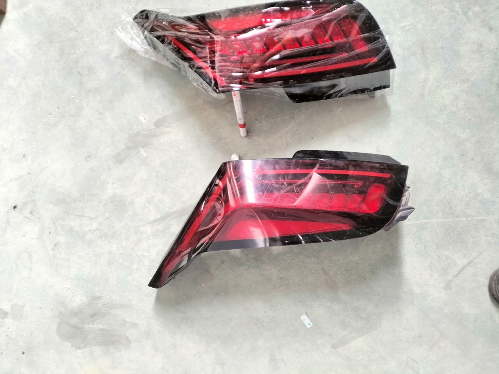 Задний фонарь Cadillac CT6 2020-2022, оригинал,