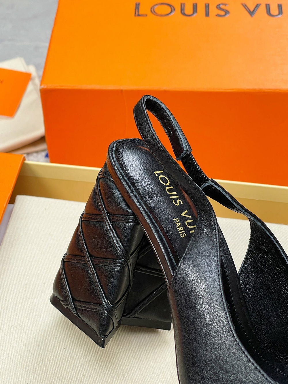 Louis Vuitton Shake Slingback Pump