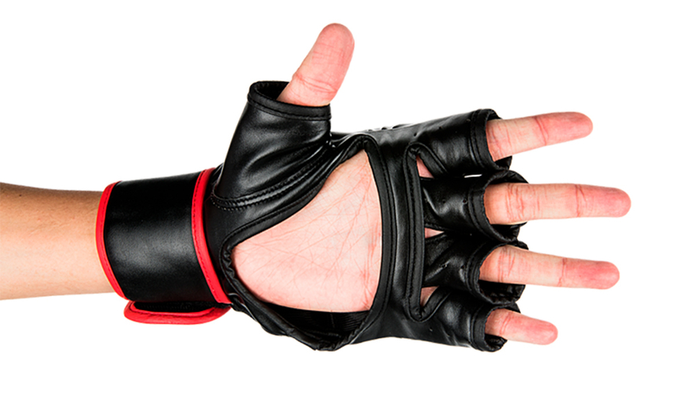 UFC Перчатки MMA тренировочные 6 унций чёрные L/XL